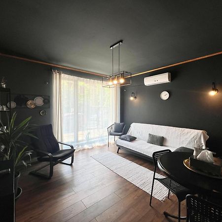 Inc Apartment In Villa 부쿠레슈티 외부 사진