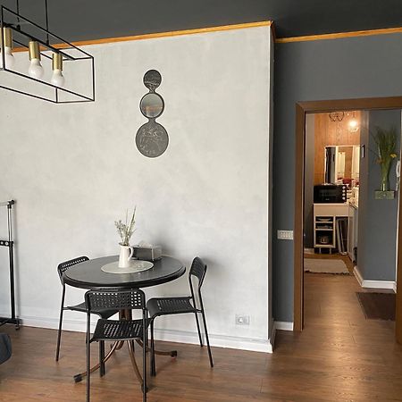 Inc Apartment In Villa 부쿠레슈티 외부 사진